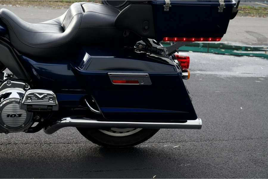 2013 Harley-Davidson® FLTRU Road Glide Ultra