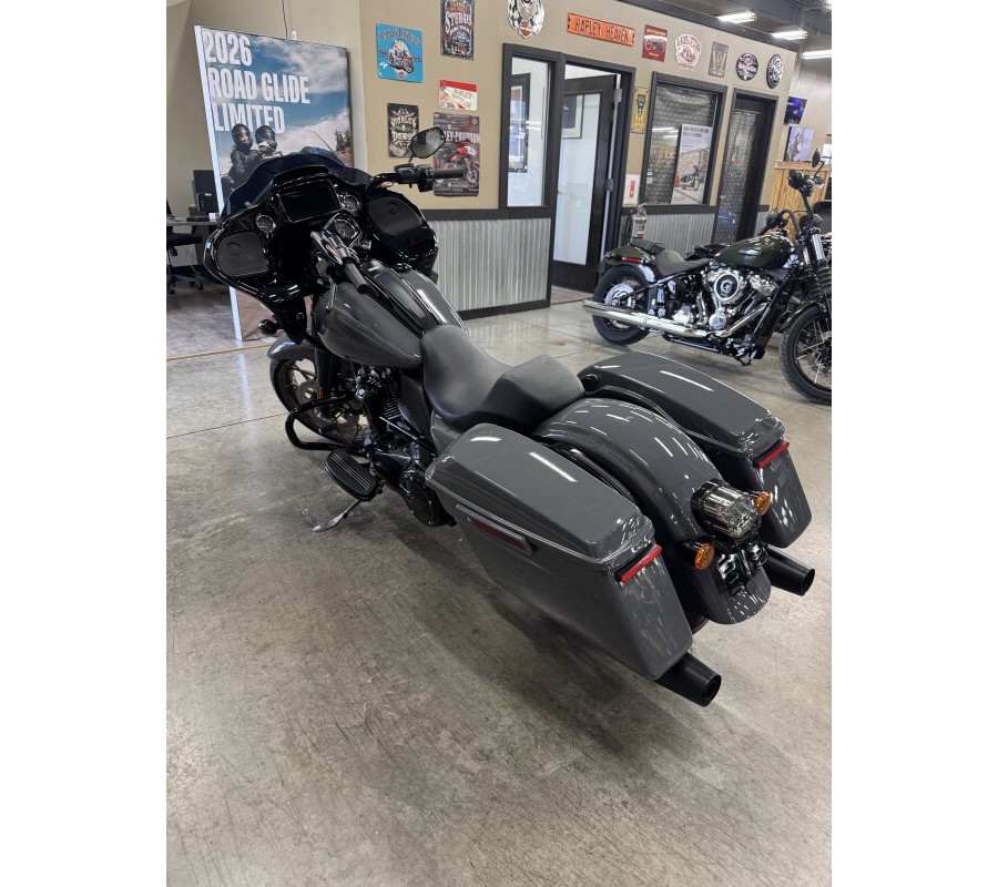 2022 Harley-Davidson Road Glide ST