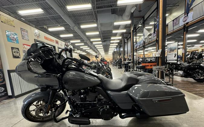 2022 Harley-Davidson Road Glide ST