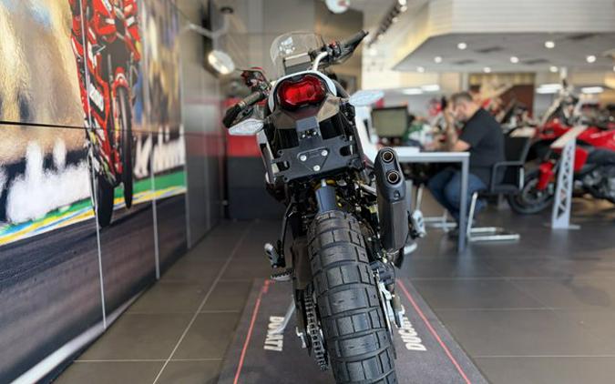 2027 Ducati DESERT X V2