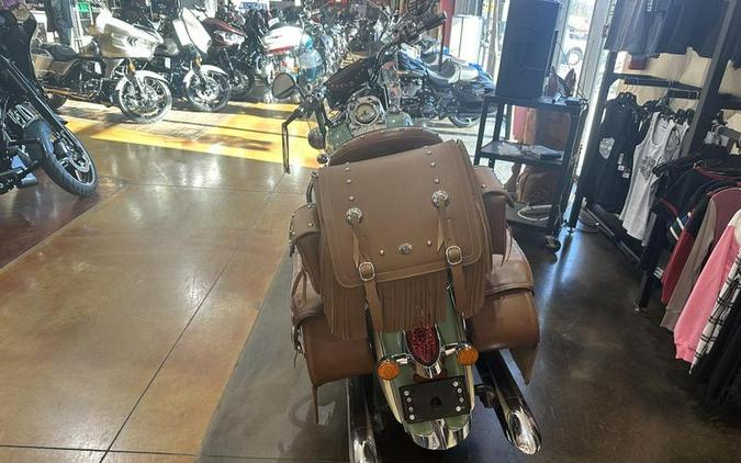 2015 Indian Motorcycle® Chief® Vintage Willow Green/Ivory Cream