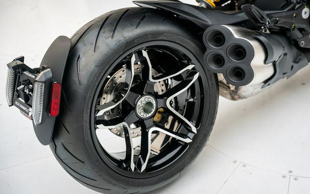 2026 Ducati XDiavel V4 Burning Red