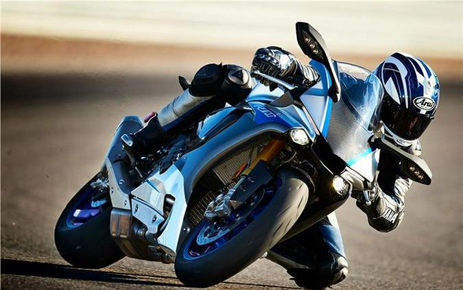 2017 Yamaha YZF-R1M