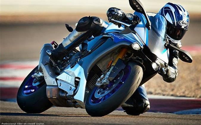 2017 Yamaha YZF-R1M