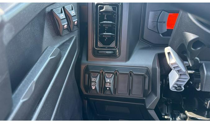 2026 Can-Am DEFENDER MAX LIMITED CAB