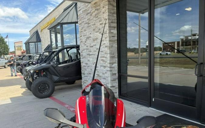 2019 Yamaha YZF R1
