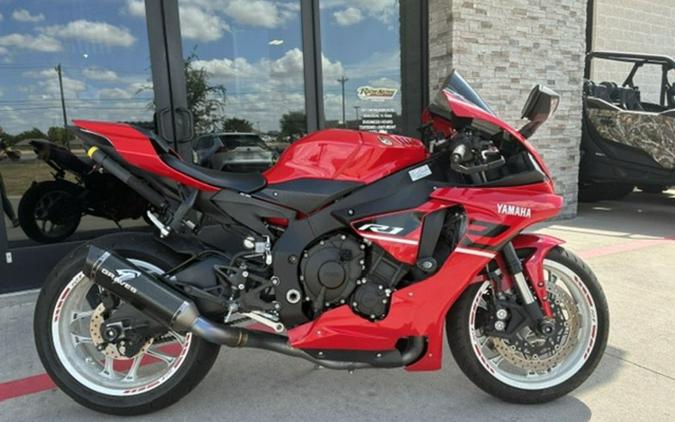 2019 Yamaha YZF R1
