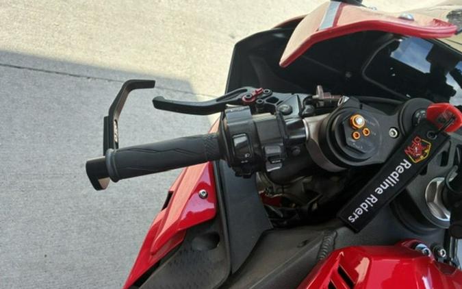 2019 Yamaha YZF R1