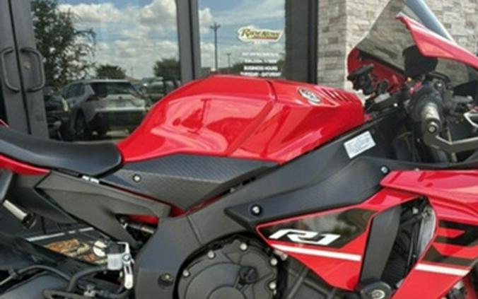 2019 Yamaha YZF R1