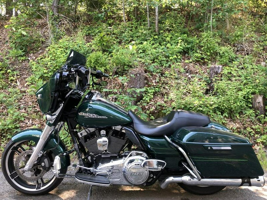 2015 Harley-Davidson® FLHXS - Street Glide® Special