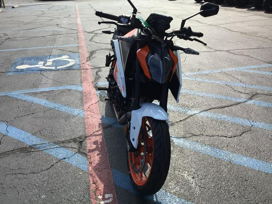 2024 KTM 250 Duke