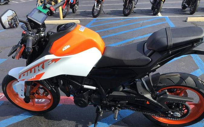 2024 KTM 250 Duke