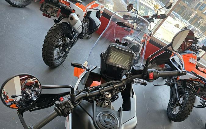 2025 KTM Adventure 390 X