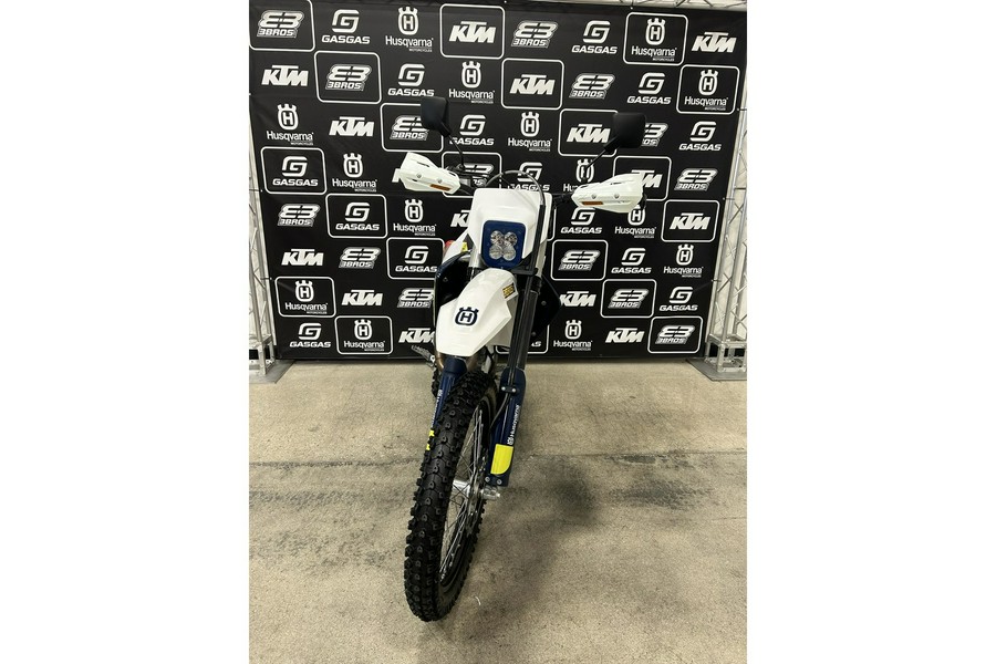 2017 Husqvarna Motorcycles FE 350