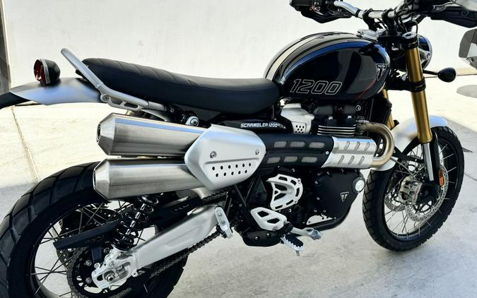 2024 Triumph Scrambler 1200 XE Phantom Black / Storm Grey