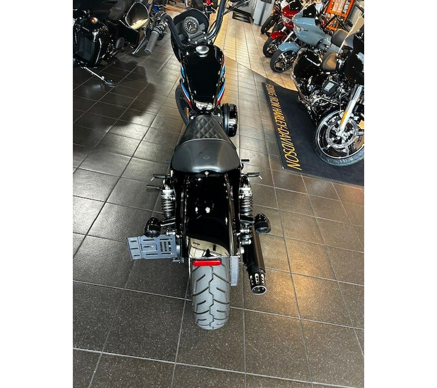 2021 Harley-Davidson Iron 1200 Black