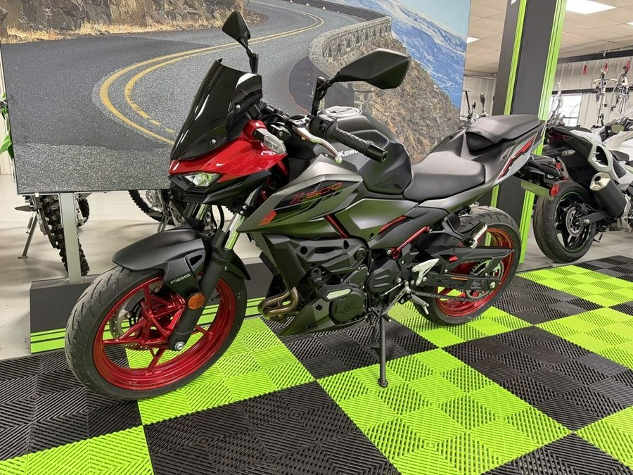 2024 Kawasaki Z500 SE ABS