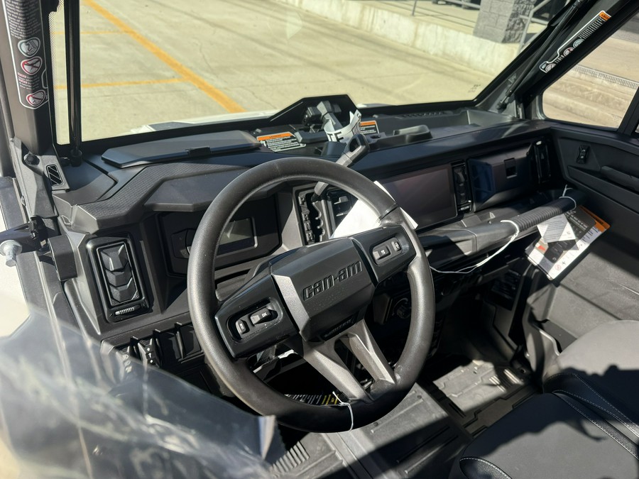 2026 Can-Am Defender MAX Limited HD11