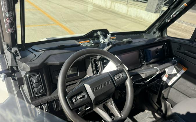 2026 Can-Am Defender MAX Limited HD11