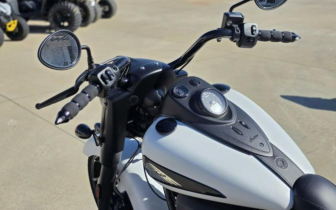2021 Indian Motorcycle® Springfield ® Dark Horse® White Smoke