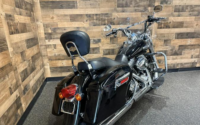 2014 Harley-Davidson® Switchback™ Vivid Black - Black Finish FLD103