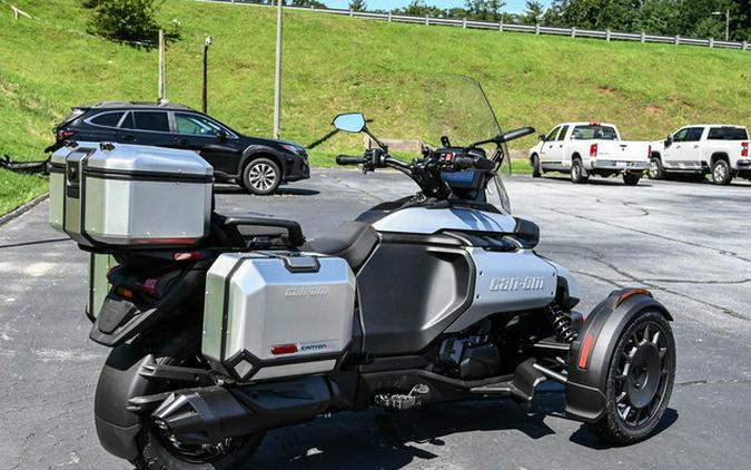 2025 Can-Am Canyon? XT