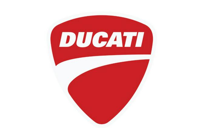 2026 Ducati Diavel V4 Dark