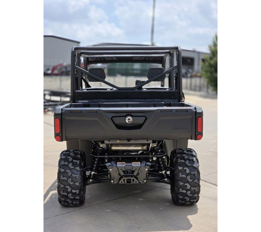 2026 Can-Am® Defender MAX DPS HD7 Dark Wildland Camo