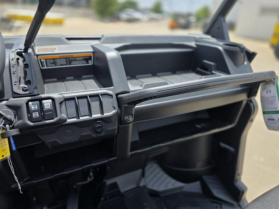 2026 Can-Am® Defender MAX DPS HD7 Dark Wildland Camo