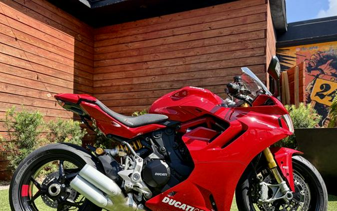2023 Ducati SUPERSPORT
