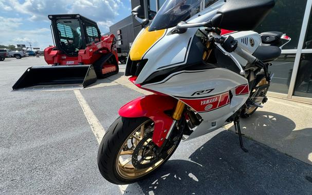 2022 Yamaha YZFR7NW
