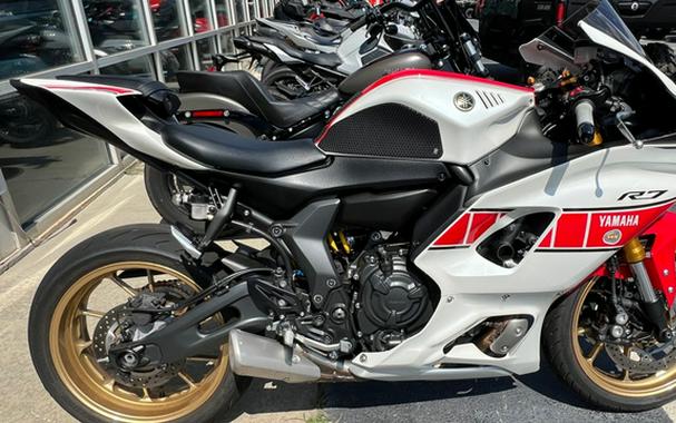 2022 Yamaha YZFR7NW