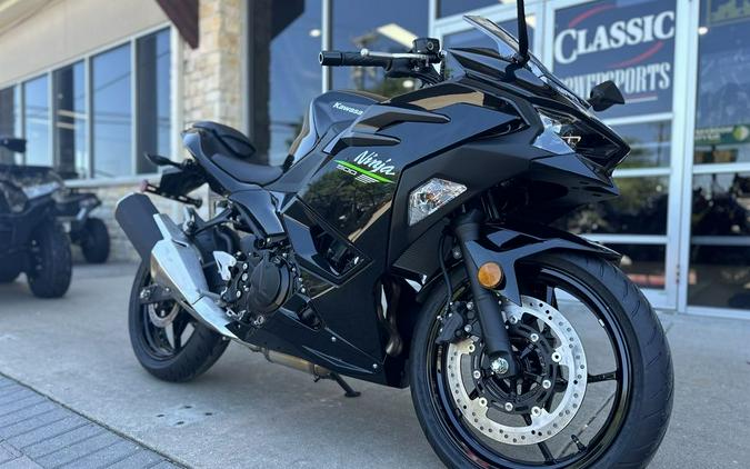 2024 Kawasaki Ninja® 500