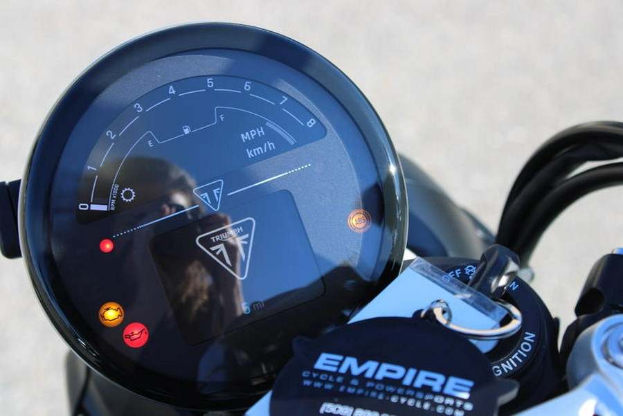 2025 Triumph Speed Twin 900 Phantom Black/Aurum Gold