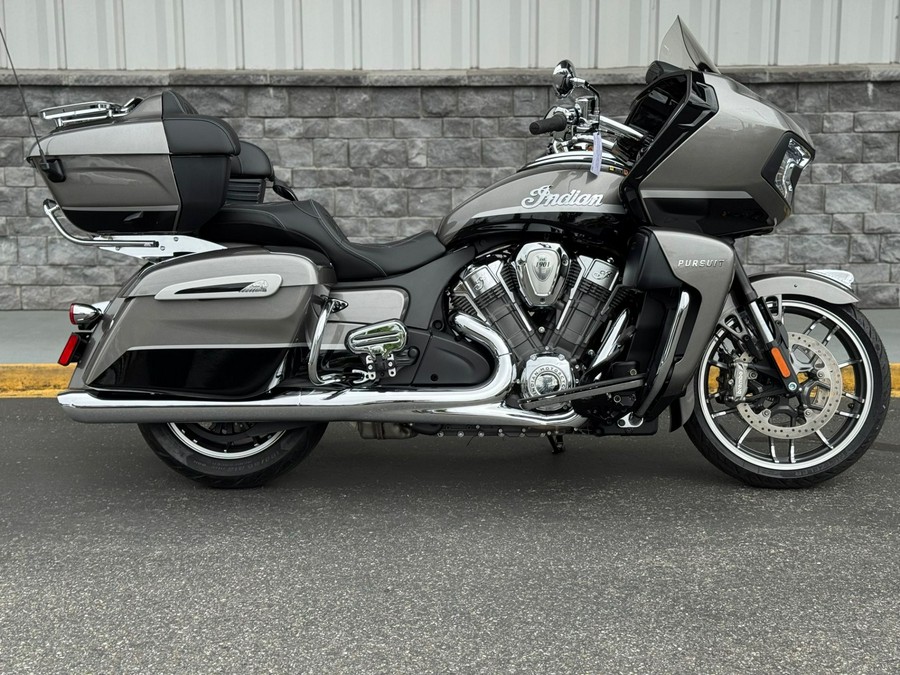 2025 Indian Motorcycle Pursuit® Limited® with PowerBand Audio Package