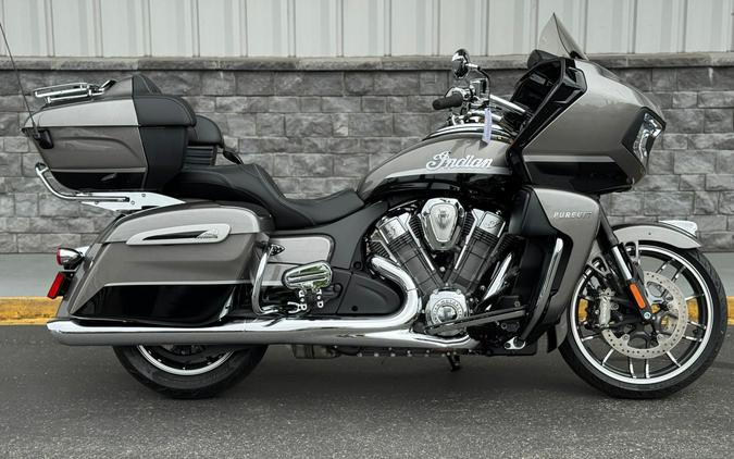 2025 Indian Motorcycle Pursuit® Limited® with PowerBand Audio Package