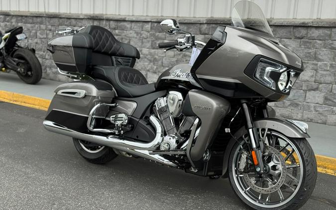 2025 Indian Motorcycle Pursuit® Limited® with PowerBand Audio Package