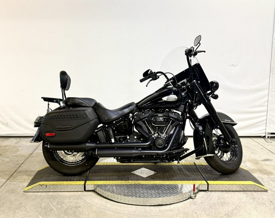 2024 Harley-Davidson® FLHCS - Heritage Classic