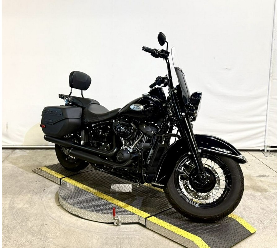 2024 Harley-Davidson® FLHCS - Heritage Classic