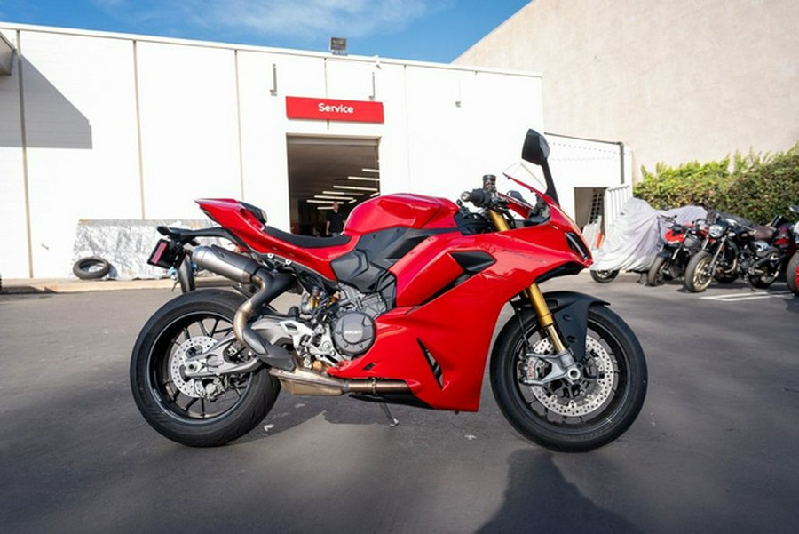 2025 Ducati Panigale V2 S
