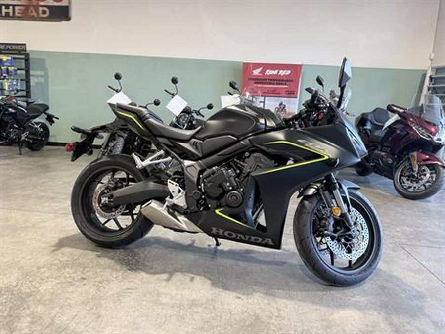 2026 Honda CBR650R E-Clutch