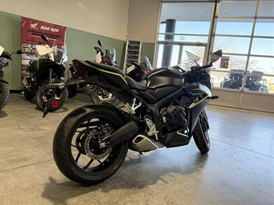 2026 Honda CBR650R E-Clutch