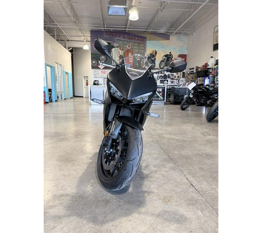 2026 Honda CBR650R E-Clutch