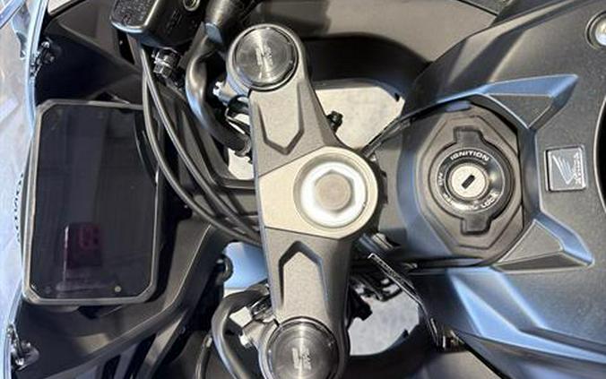 2026 Honda CBR650R E-Clutch