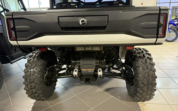 2026 Can-Am Defender Limited HD11