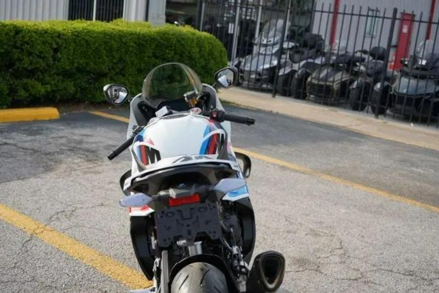 2026 BMW M1000RR Light White/M Motorsport (Carbon Wheels)