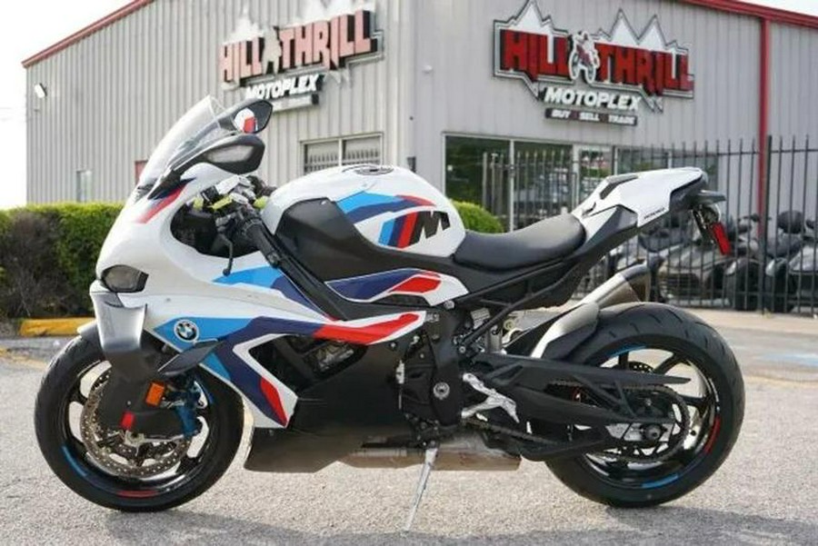 2026 BMW M1000RR Light White/M Motorsport (Carbon Wheels)