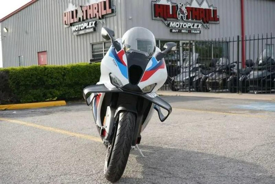 2026 BMW M1000RR Light White/M Motorsport (Carbon Wheels)