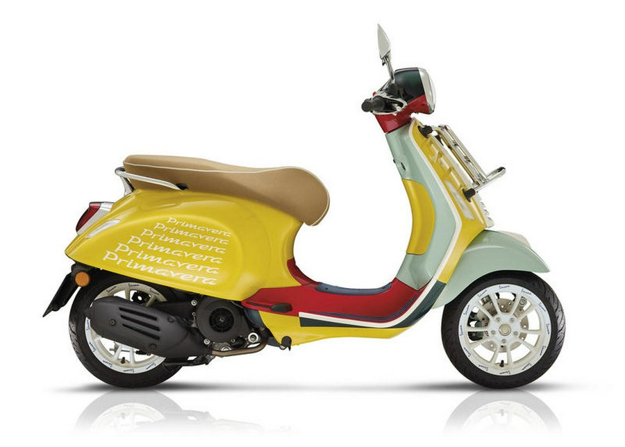 2022 Vespa Primavera 50 Sean Wotherspoon