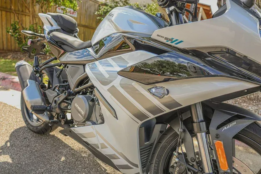 2026 CFMOTO 300SS